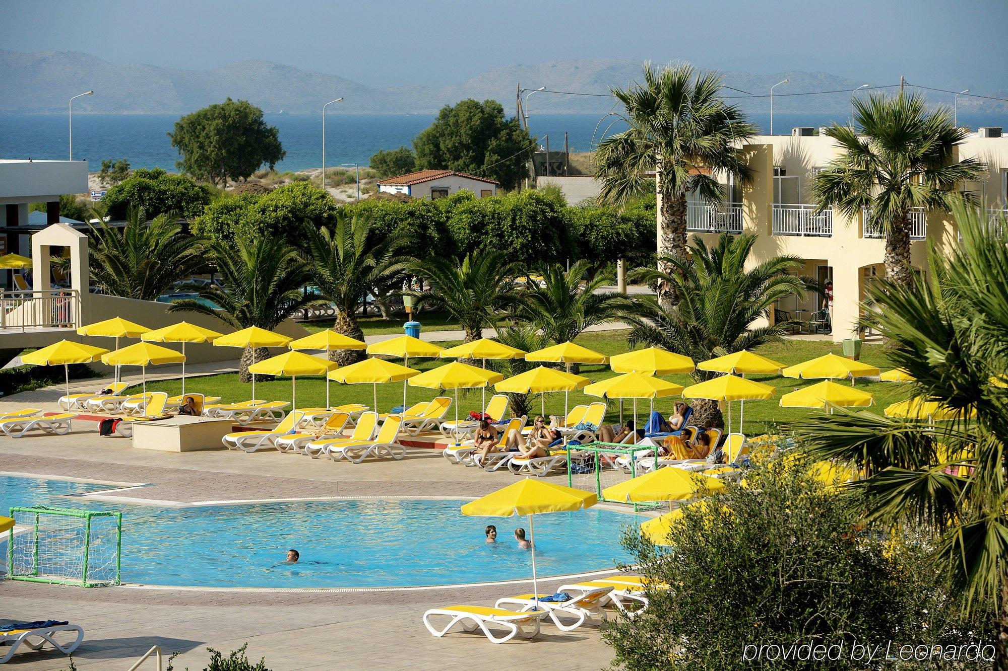 Akti Coast Club Hotel Мармари Экстерьер фото